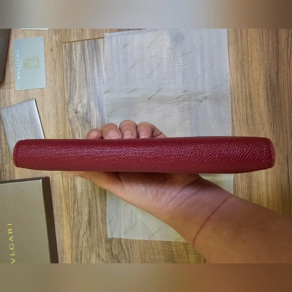 ❤️🎉HOST PICK🎉❤️BVLGARI B ZERO 1 Circle Logo Long Wallet Ruby - Picture 17 of 17